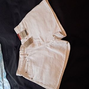 Levi's Silvertab shorts